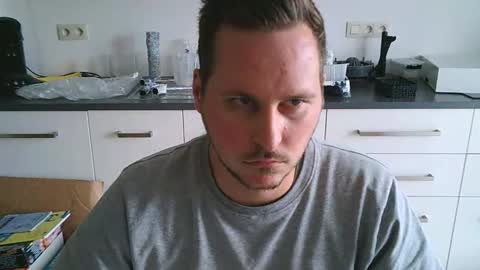 Snapshot of lucas1996_ chatting on September 16, 2:40 pm Lucas online show from September 16, 2:40 pm