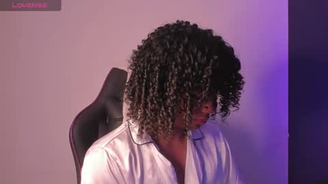   online show from February 7, 5:29 pm