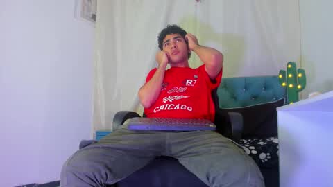 lucascarterr online show from March 11, 3:26 am