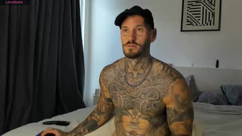 lucasexclusive online show from January 18, 4:36 am