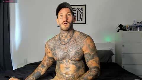 lucasexclusive online show from November 2, 7:34 am