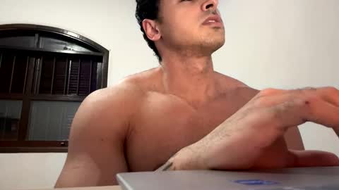 Snapshot of lucasfit24 chatting on February 9, 11:46 pm lucasfit24 online show from February 9, 11:46 pm