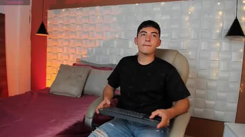 Luciano online show from February 24, 3:07 am