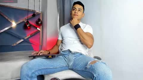 Leo online show from March 9, 11:37 am