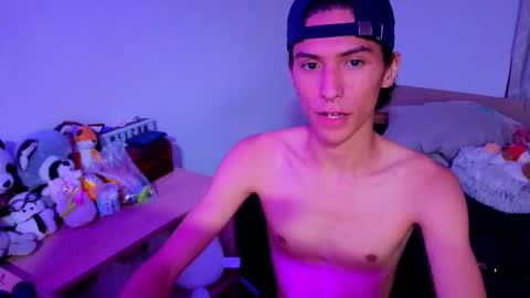 Lu Independent Model online show from September 9, 6:35 am