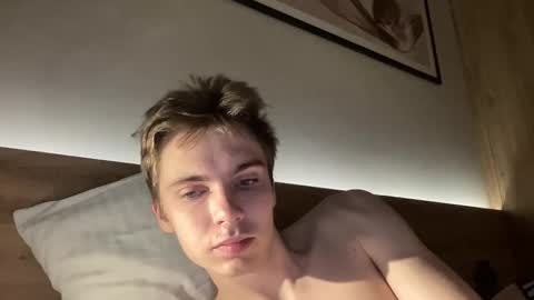 Luis online show from November 18, 7:23 am