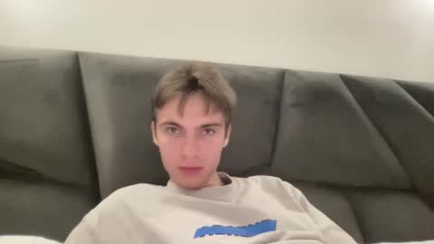 Luis online show from November 9, 11:31 pm