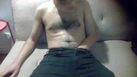 Snapshot of luismartinez666 chatting on September 26, 2:20 am Lus online show from September 26, 2:20 am