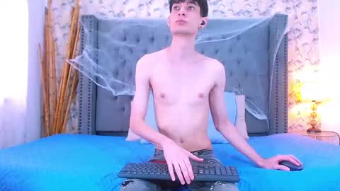 luke_carter online show from October 22, 1:15 pm