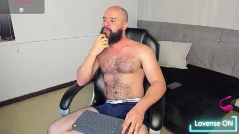 Snapshot of luke_diaz7 chatting on October 5, 5:22 am luke diaz7 online show from October 5, 5:22 am