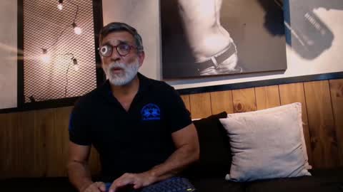 Luke Crews online show from January 28, 7:42 pm