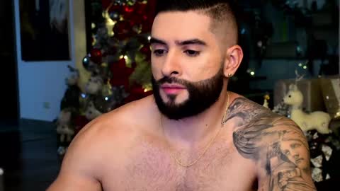 Lukhas f4f online show from January 5, 11:55 pm