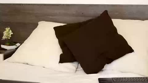 Lukhas f4f online show from September 23, 2:33 am