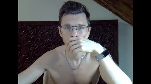 Andrew independent model 2000-0000 CET daily online show from January 13, 9:30 pm