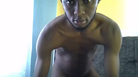 Snapshot of lunalove22_ chatting on October 18, 4:39 am lunalove22_ online show from October 18, 4:39 am