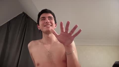 LunaPica online show from December 25, 5:47 pm