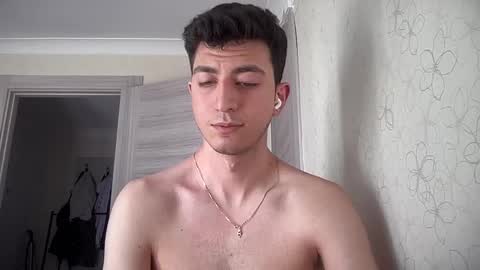 LunaPica online show from January 31, 11:35 am