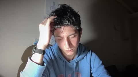 LunaPica online show from December 5, 6:59 pm