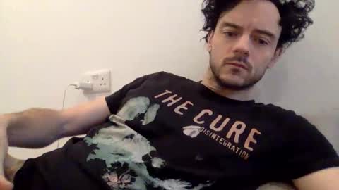 Lupine online show from December 10, 9:23 am