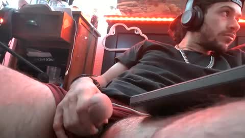 lurkus online show from December 22, 12:38 pm