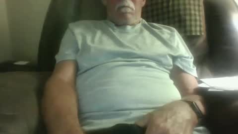 luv269er online show from November 9, 4:38 am