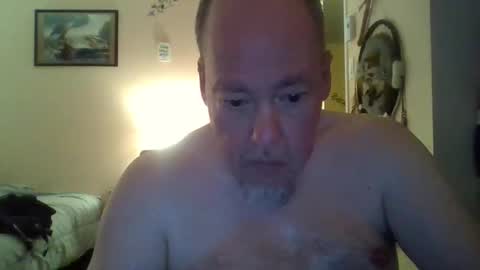 luvemycock69 online show from September 26, 5:27 am