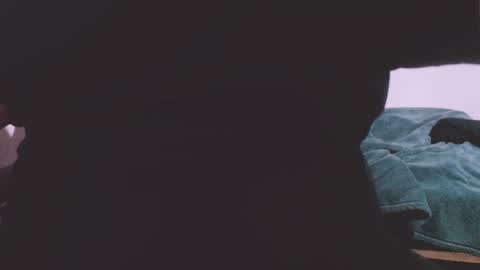 ayoo online show from September 30, 8:01 pm