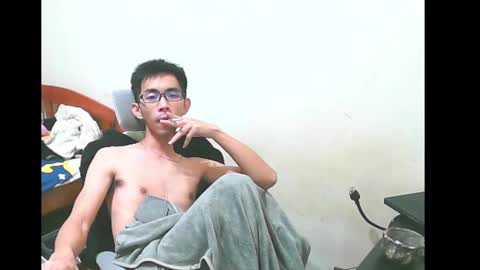 Snapshot of lvoe810930 chatting on February 11, 9:53 am lvoe810930 online show from February 11, 9:53 am
