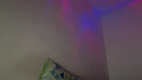 Lyan online show from November 18, 3:27 pm