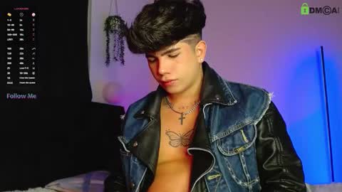 Snapshot of lylebennett_ chatting on October 17, 12:53 pm Lyle Bennett Freelance Model online show from October 17, 12:53 pm