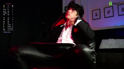 Lyle Bennett Freelance Model online show from February 14, 1:39 pm