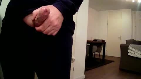 m_daan1969 online show from January 10, 6:45 pm