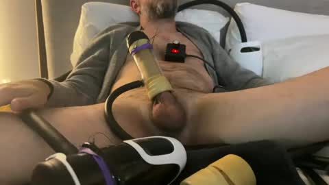 machinestroker online show from December 18, 5:48 am