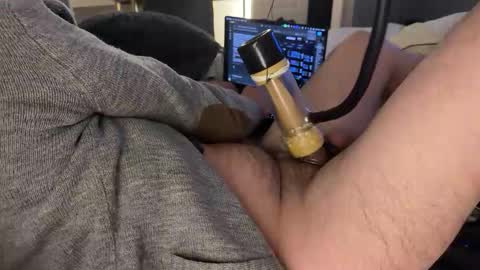 machinestroker online show from March 21, 11:09 pm