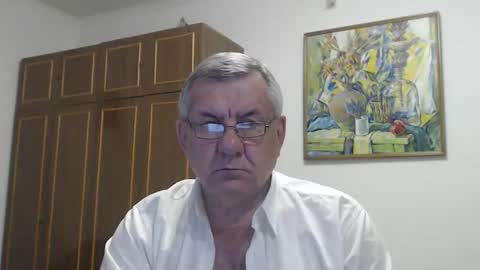 Macho online show from April 1, 6:38 pm