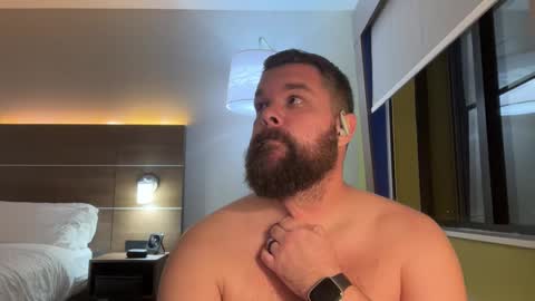 macrackin33 online show from December 15, 11:57 pm