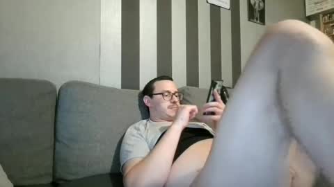 magfrauenfuesse online show from December 1, 7:44 am