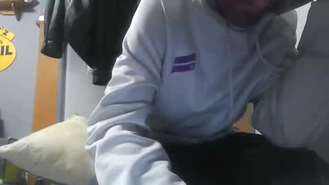 magicstick8049 online show from April 25, 10:40 am