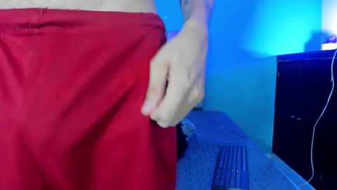 Maikol online show from April 19, 6:10 pm