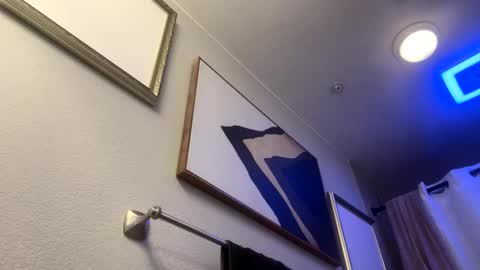 make1upthen online show from April 5, 2:19 am