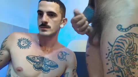 Snapshot of make_manson chatting on September 29, 8:37 pm Make online show from September 29, 8:37 pm