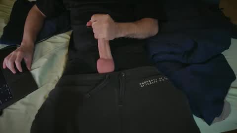 makemenut9 online show from April 8, 5:30 am