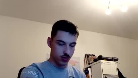 male20y online show from April 5, 6:26 pm