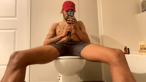 Snapshot of mani4sexy chatting on March 1, 9:15 pm Mani4sexy online show from March 1, 9:15 pm