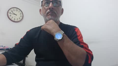 Manolito online show from December 29, 2:42 pm