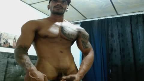 Manolo online show from December 3, 10:29 pm