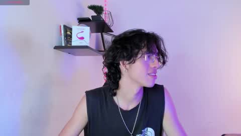 Manuel online show from September 27, 9:23 pm