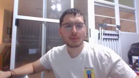 manuriveraa online show from January 18, 3:30 am