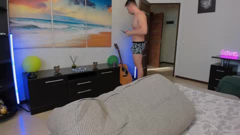 alex marvelxx online show from February 18, 6:37 am