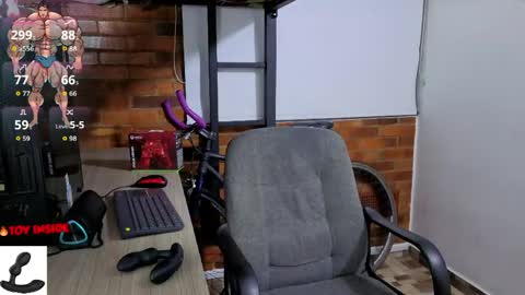 Marck  Independent model  online show from March 30, 1:39 am